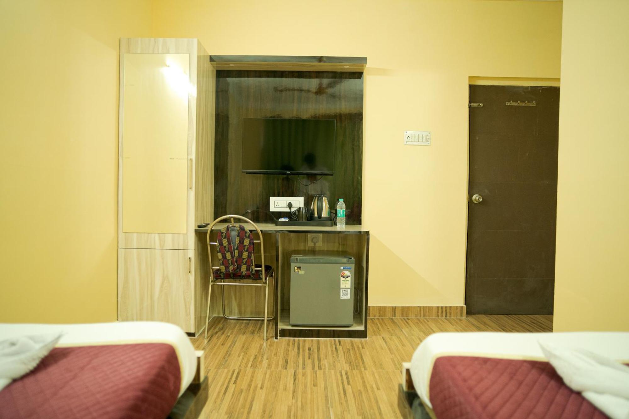 Hotel Ta-Tin Durgāpur Dış mekan fotoğraf