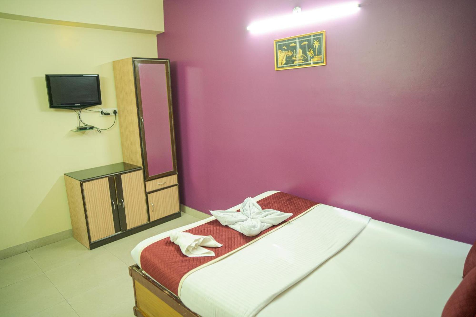 Hotel Ta-Tin Durgāpur Dış mekan fotoğraf