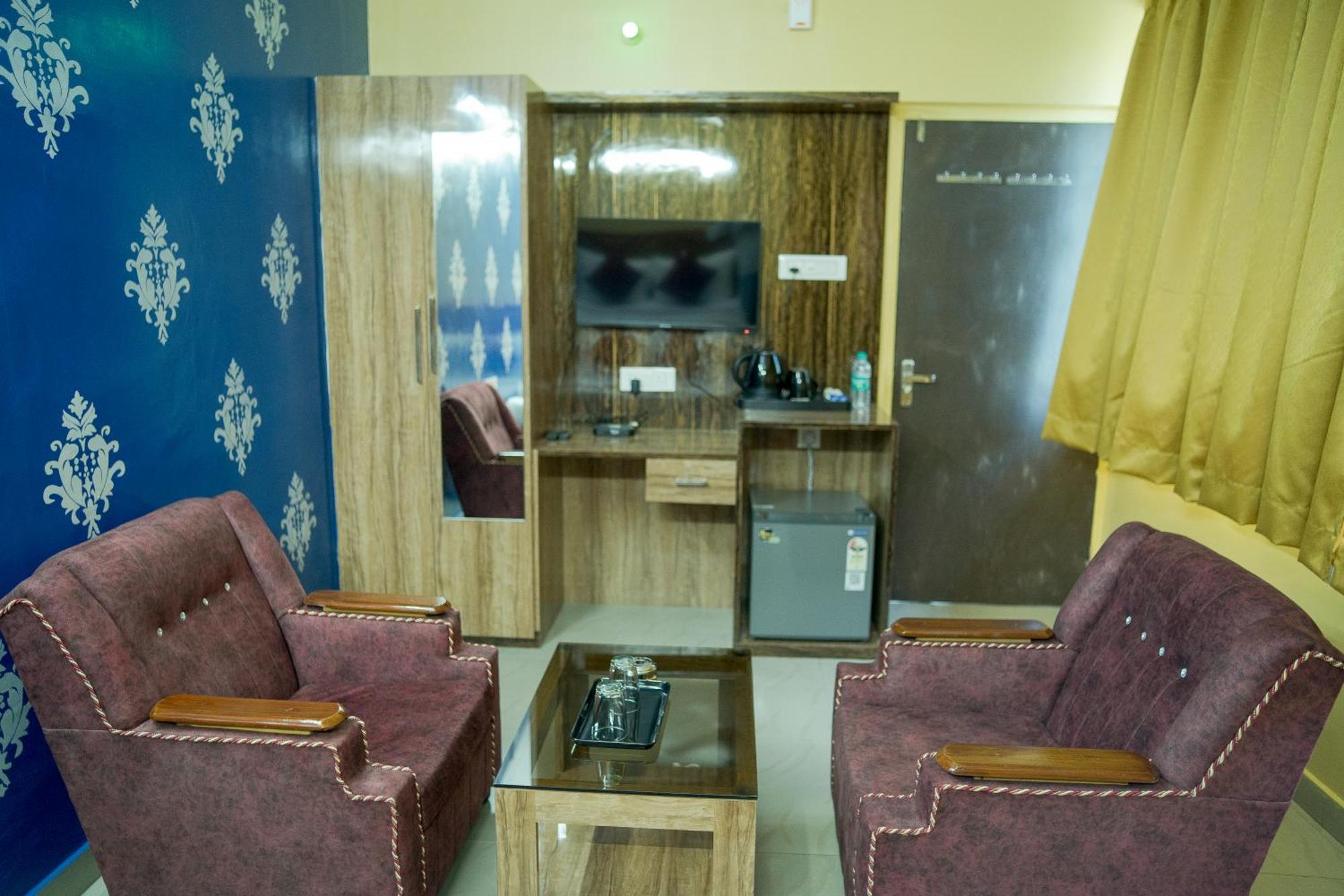 Hotel Ta-Tin Durgāpur Dış mekan fotoğraf