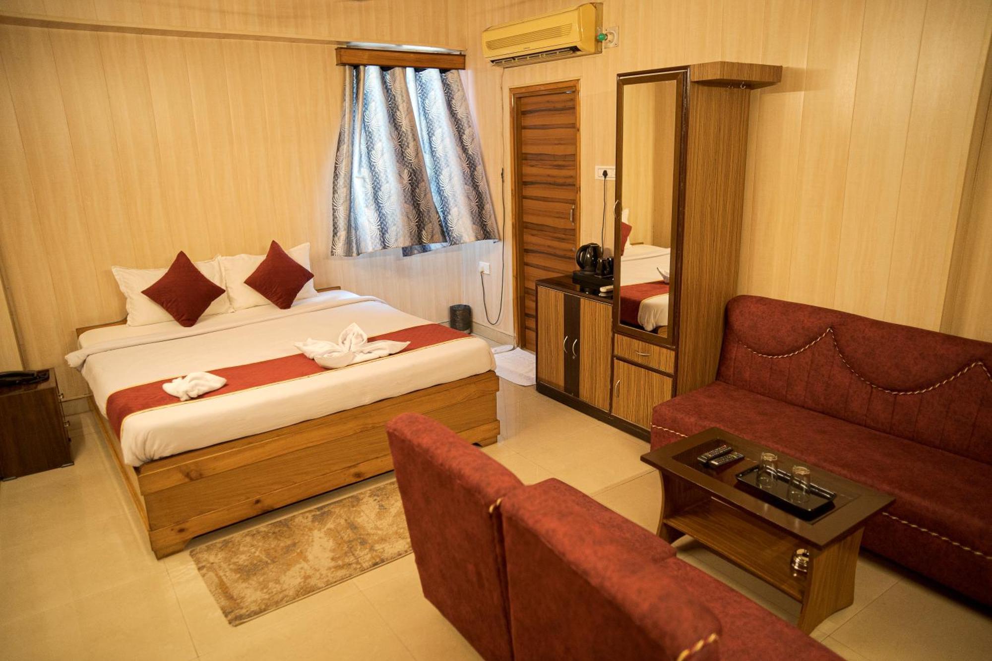 Hotel Ta-Tin Durgāpur Dış mekan fotoğraf