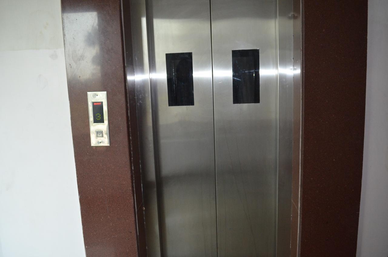 Hotel Ta-Tin Durgāpur Dış mekan fotoğraf